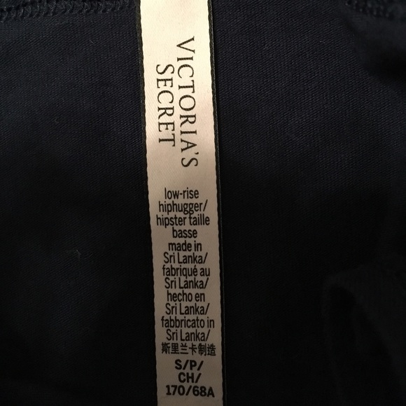 Victoria secret panties - Picture 3 of 8